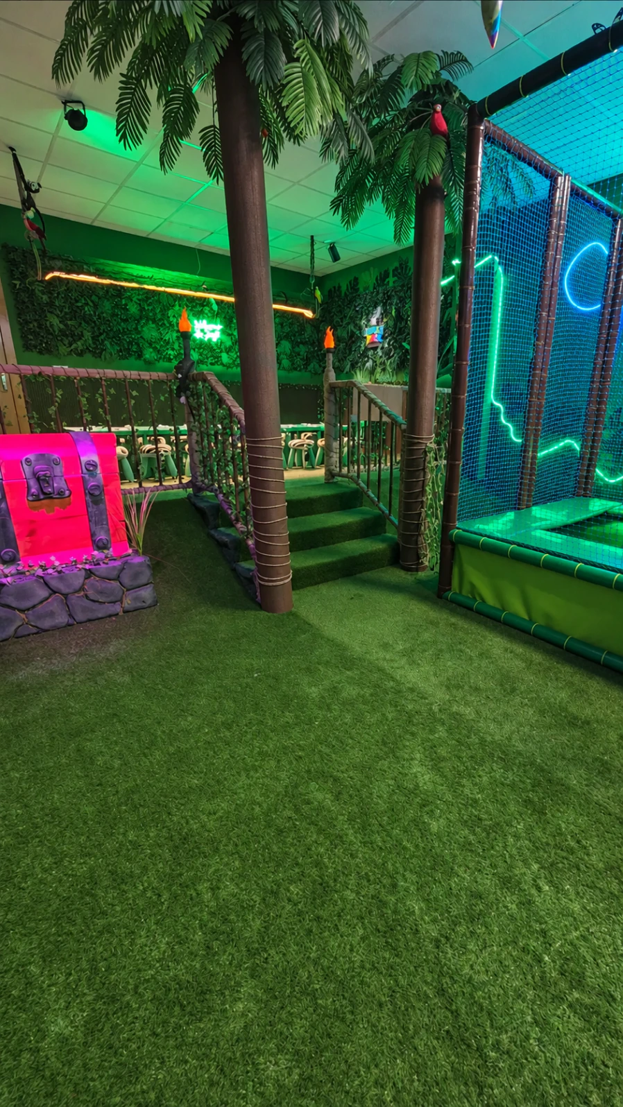 JUNGLE PARK - Imagen de cumpleaños 1